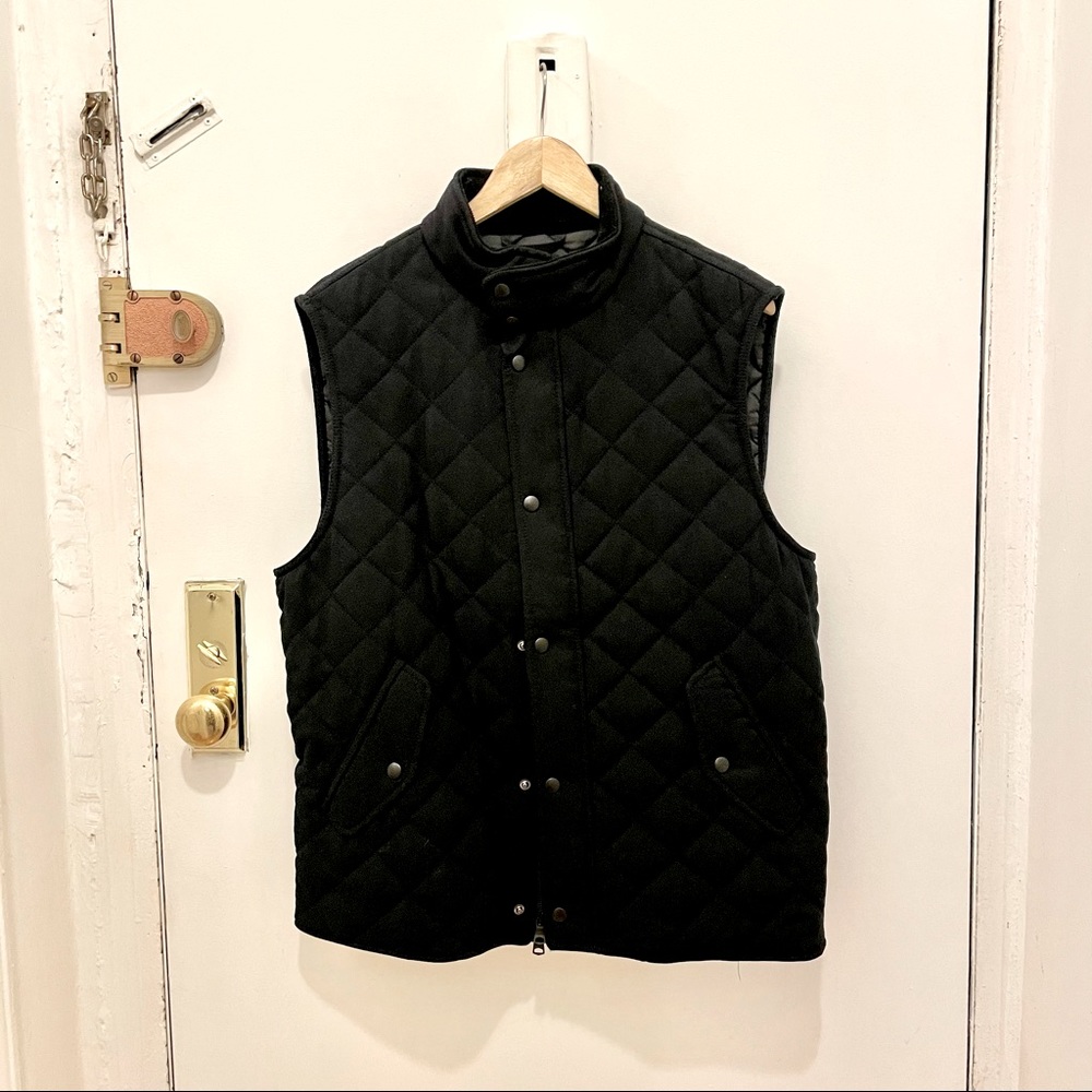 New! Banana Republic quilted best! 🔥